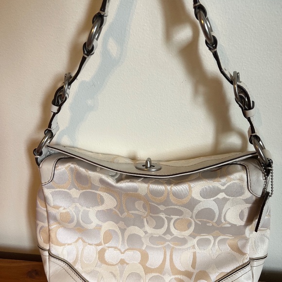 Ivory Coach Shoulder Bag - Picture 1 of 2